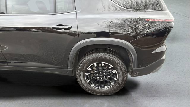 Used 2025 Chevrolet Traverse Z71 w/ Enhanced Driving Package image 36