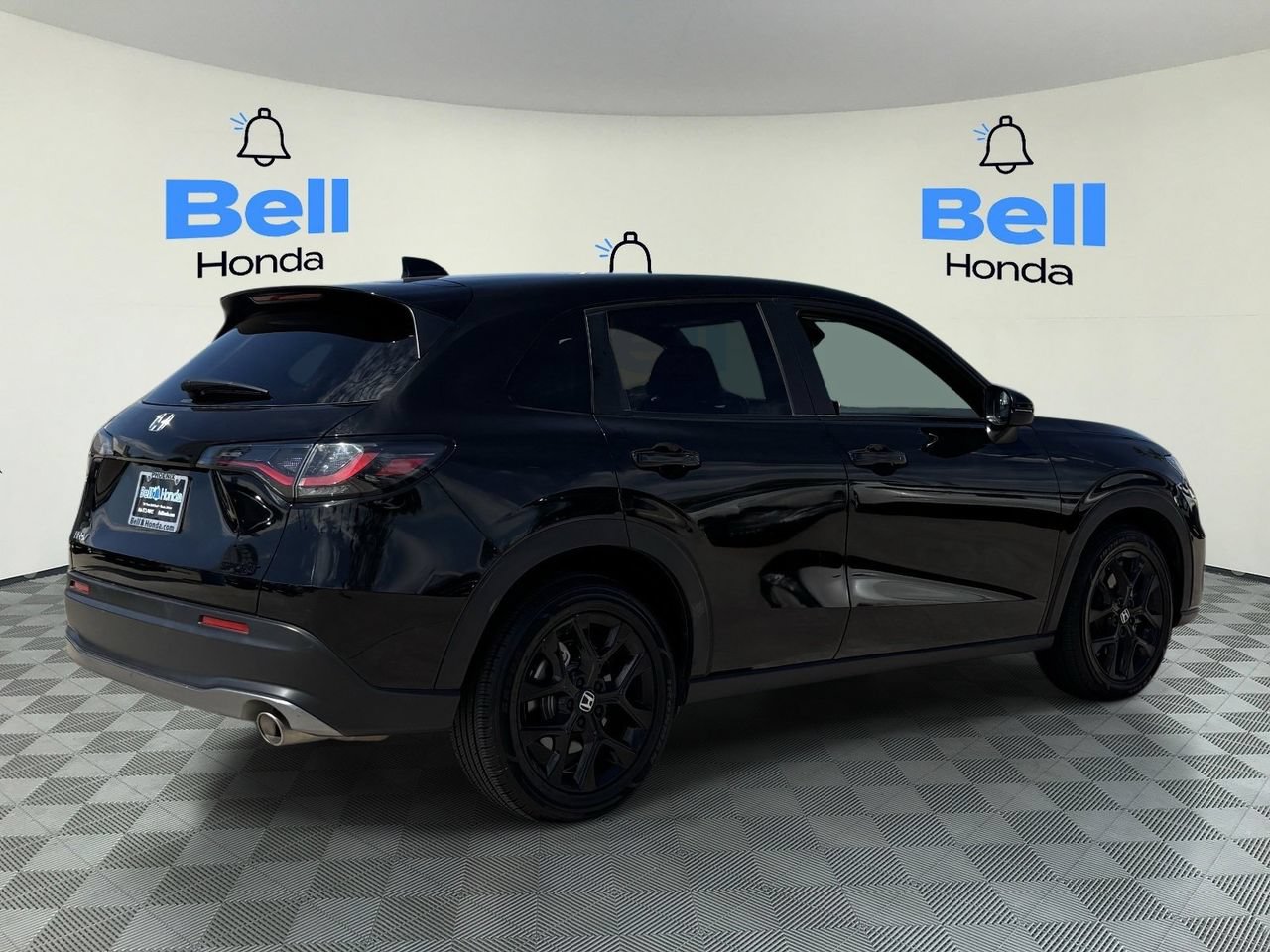 Certified 2025 Honda HR-V Sport image 4