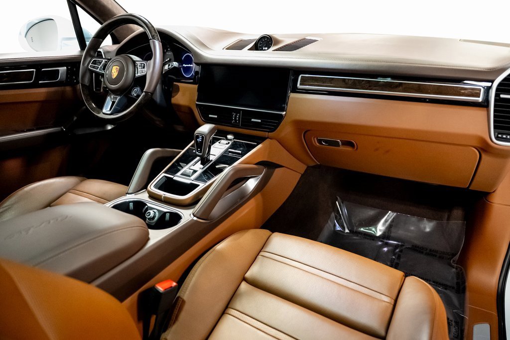 Used 2021 Porsche Cayenne Turbo image 55
