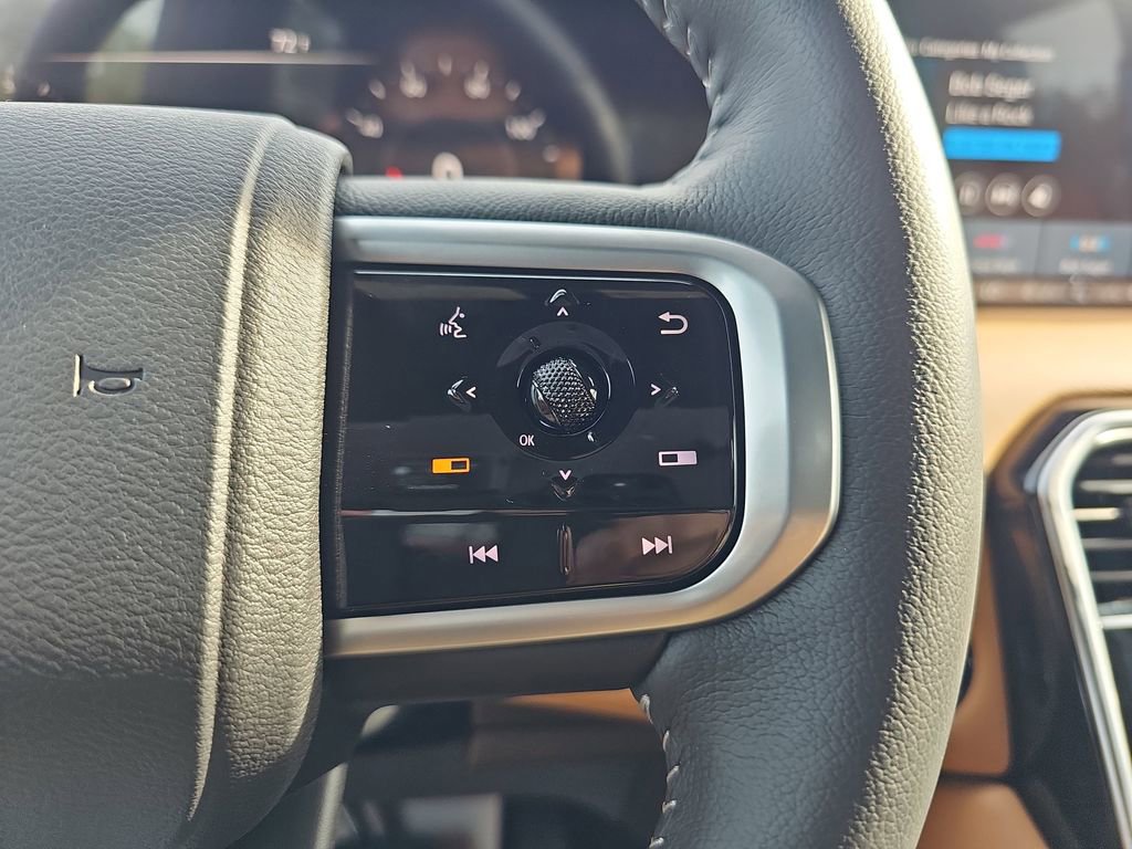 New 2026 Nissan Armada SL w/ Captain's Chari Seat Package RWD image 23