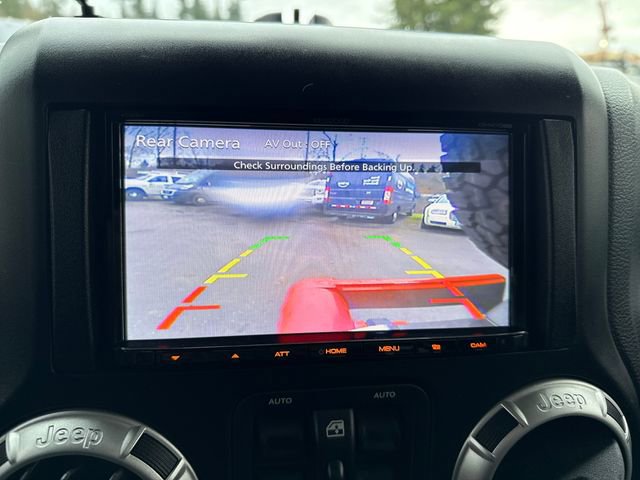 Used 2012 Jeep Wrangler Unlimited Sahara w/ Connectivity Group image 24