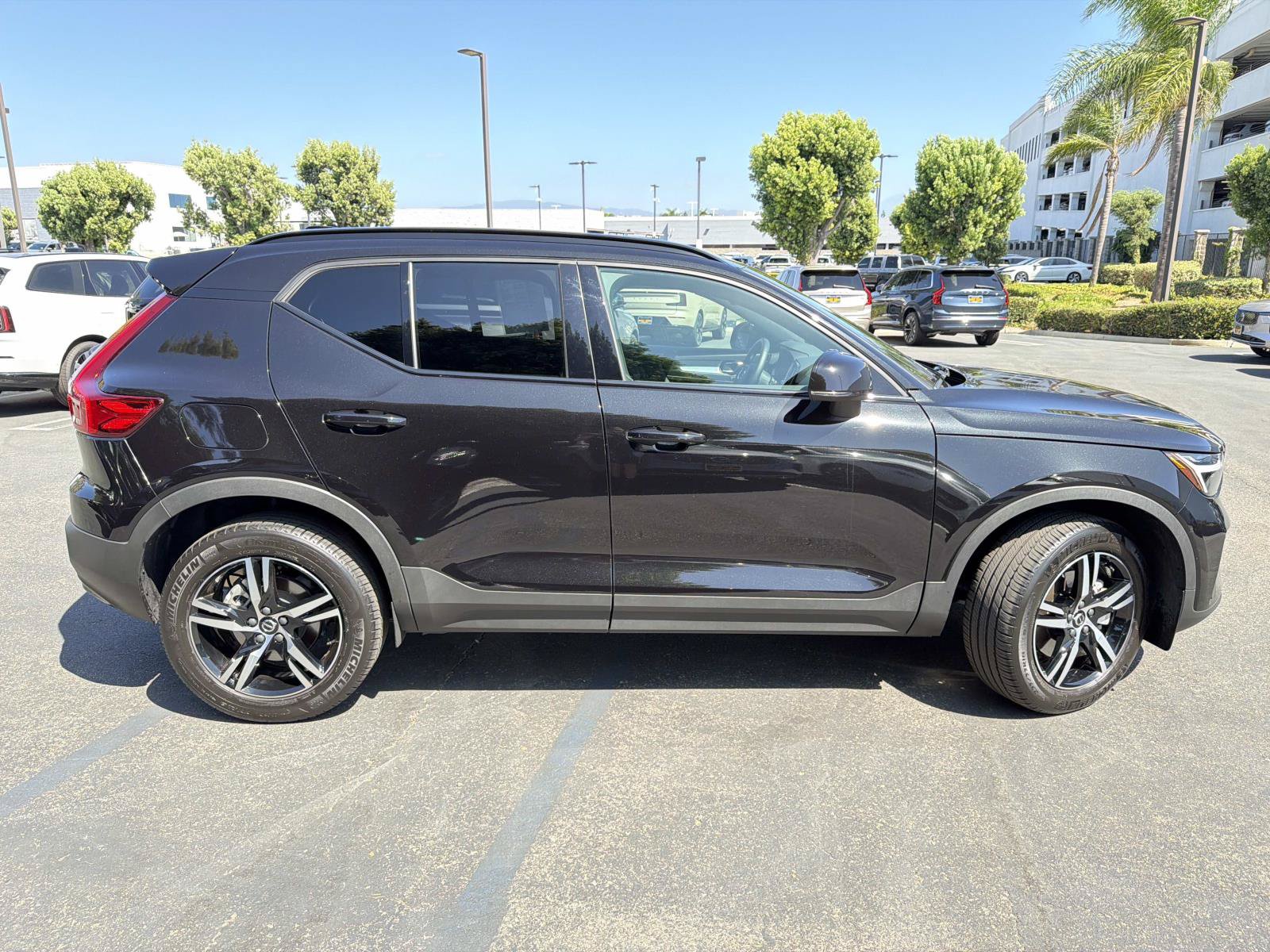 New 2026 Volvo XC40 B5 Core w/ Protection Package AWD/4WD image 4