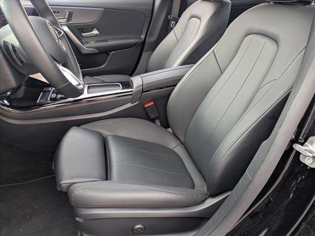 Used 2025 Mercedes-Benz CLA 250 4MATIC image 13