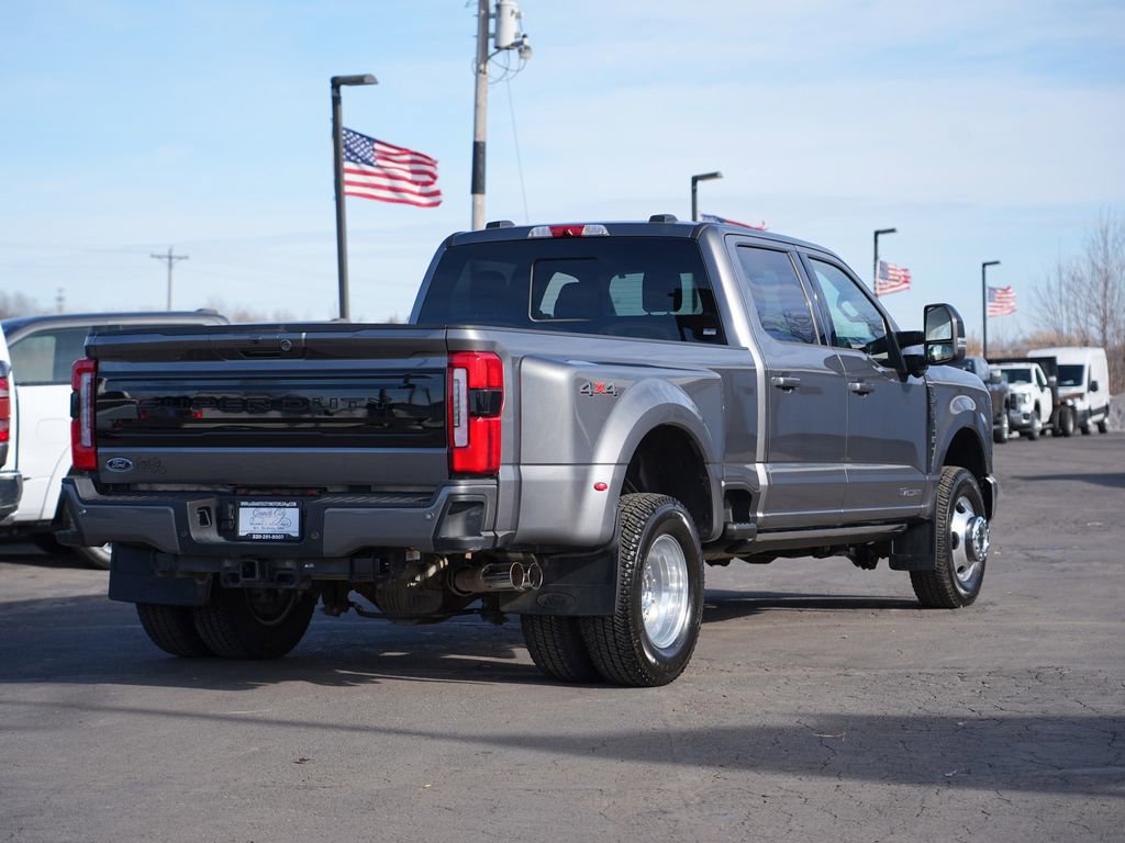 Used 2025 Ford F350 Platinum image 3