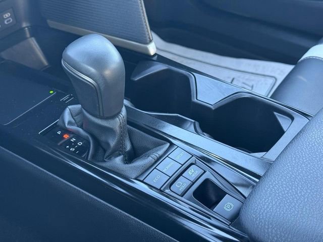 Used 2025 Toyota Camry SE image 20