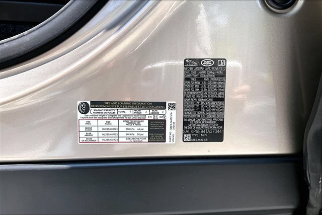 Used 2026 Land Rover Range Rover SE AWD/4WD image 21