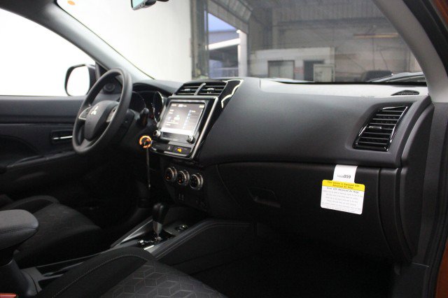 New 2026 Mitsubishi Outlander Sport ES image 17