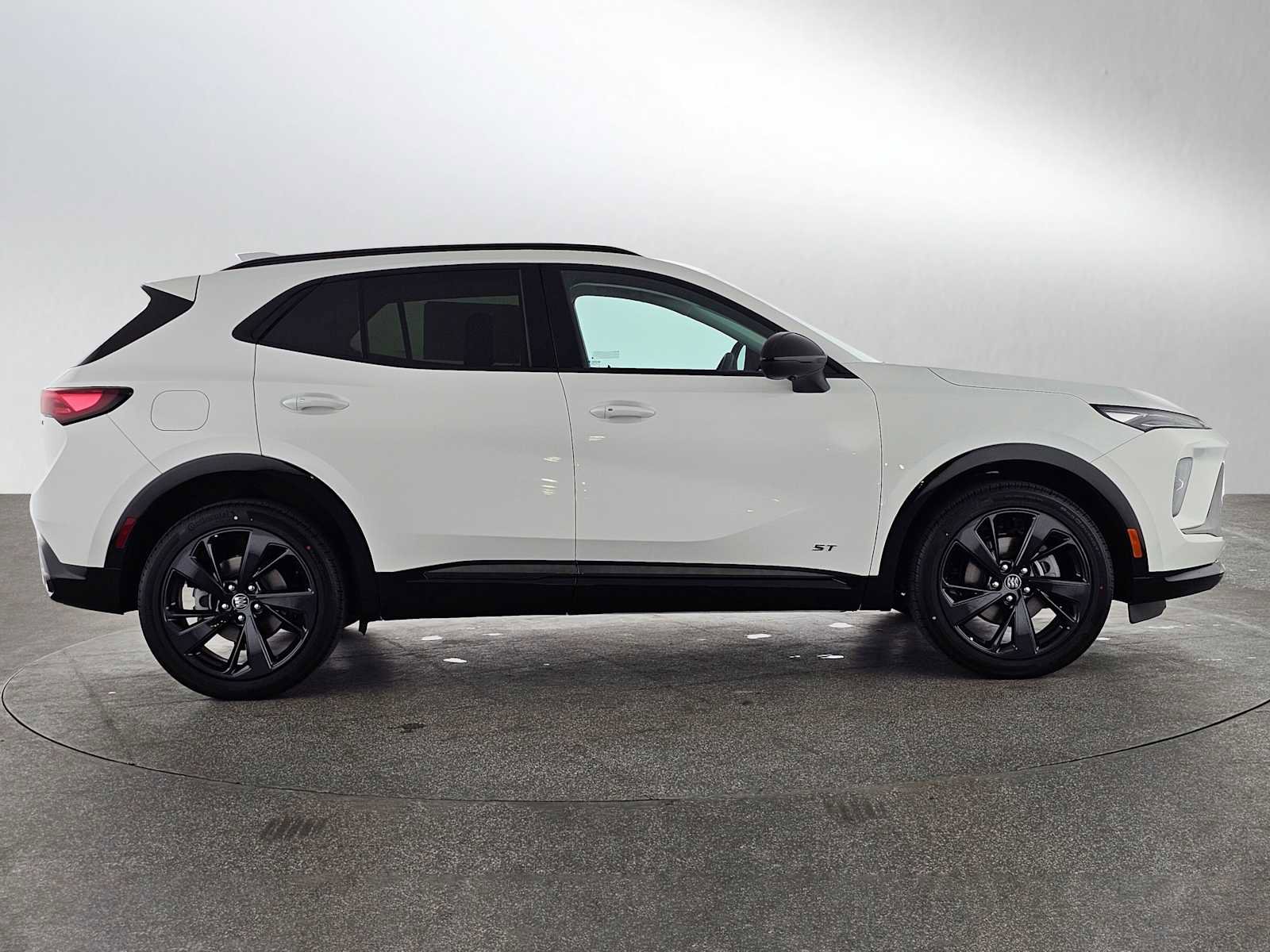 New 2026 Buick Envision Sport Touring AWD/4WD image 2