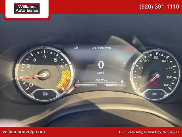 Used 2019 Jeep Renegade Limited w/ UConnect 8.4 Nav Group AWD/4WD image 20
