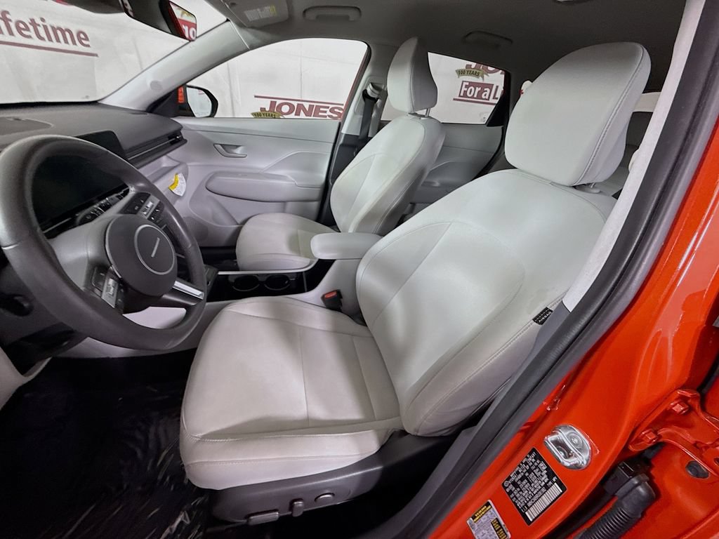 Used 2024 Hyundai Kona SEL w/ Convenience Package FWD image 24