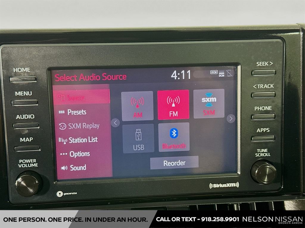 Used 2020 Toyota RAV4 XLE Premium image 14