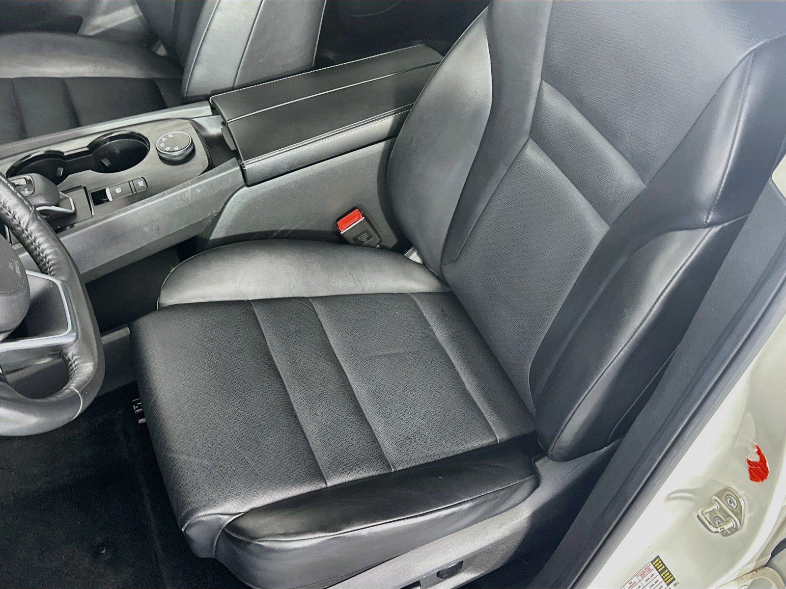 Used 2021 Nissan Rogue SV w/ Premium Package AWD/4WD image 18