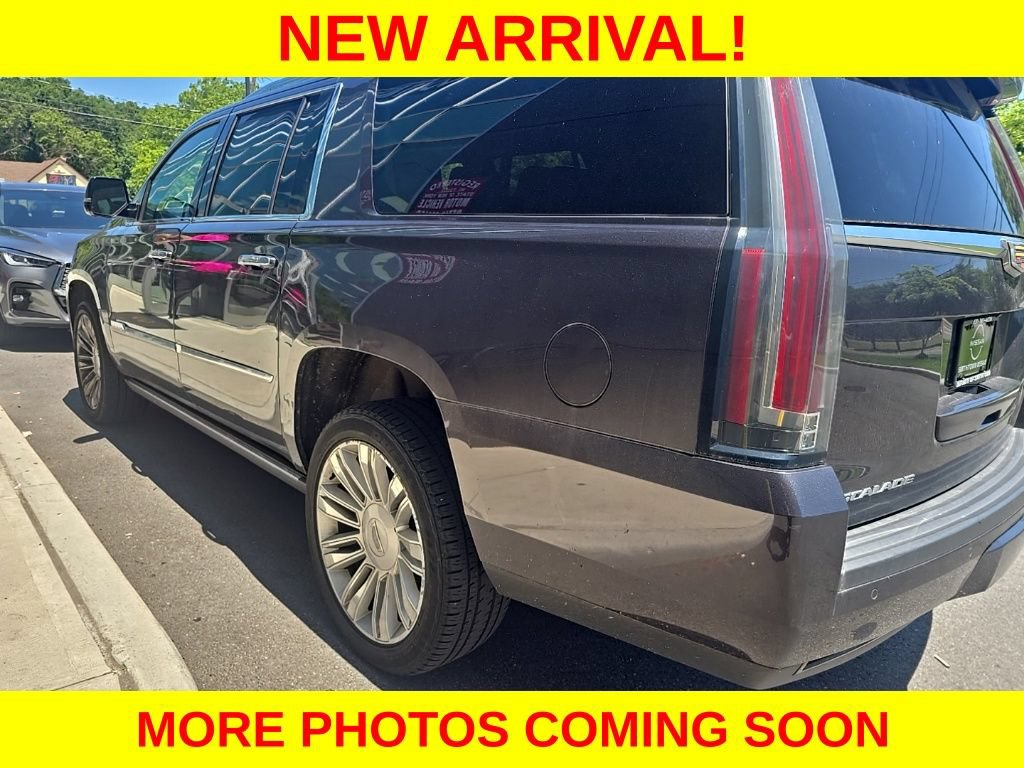 Used 2016 Cadillac Escalade ESV Platinum AWD/4WD image 7