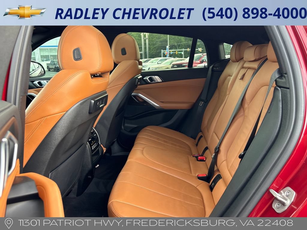 Used 2021 BMW X6 xDrive40i w/ M Sport Package AWD/4WD image 12