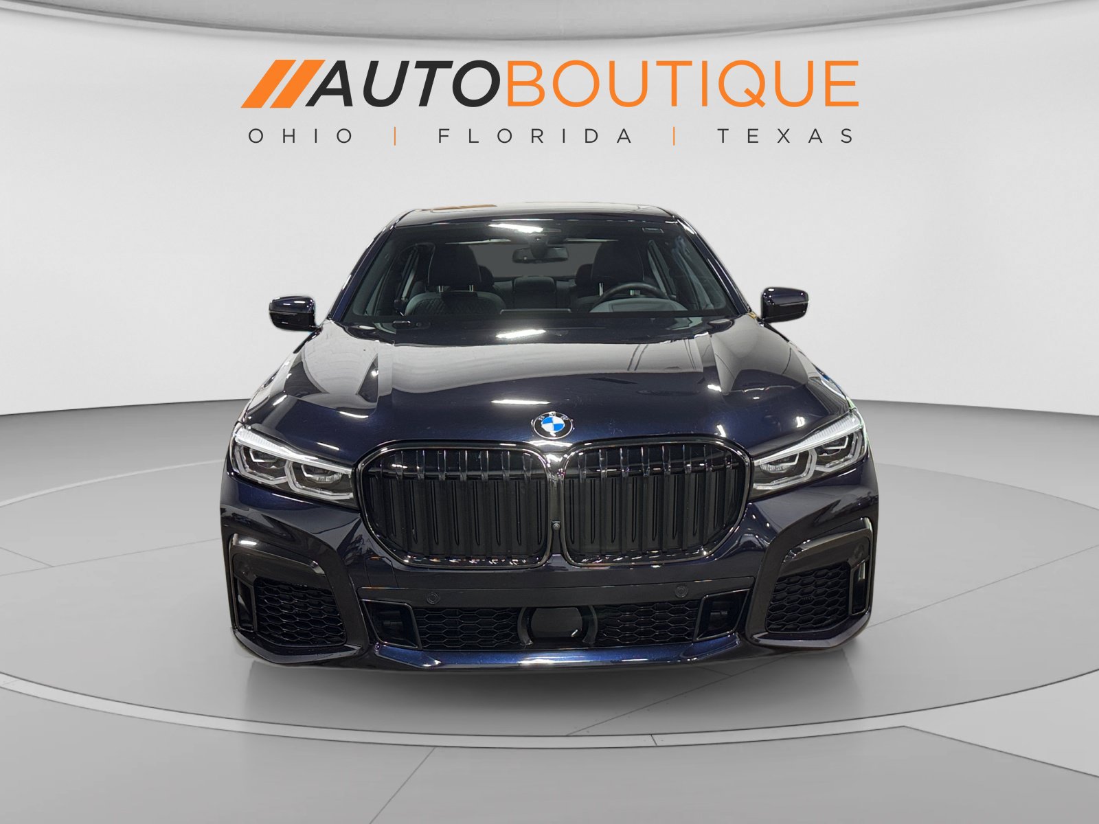 Used 2022 BMW 740i xDrive w/ M Sport Package AWD/4WD image 8