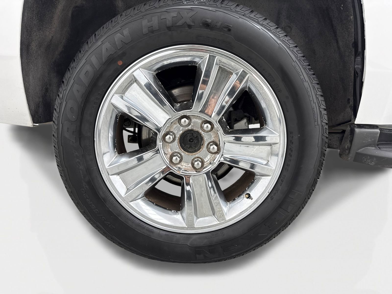 Used 2019 Chevrolet Tahoe LS w/ Enhanced Driver Alert Package RWD image 46