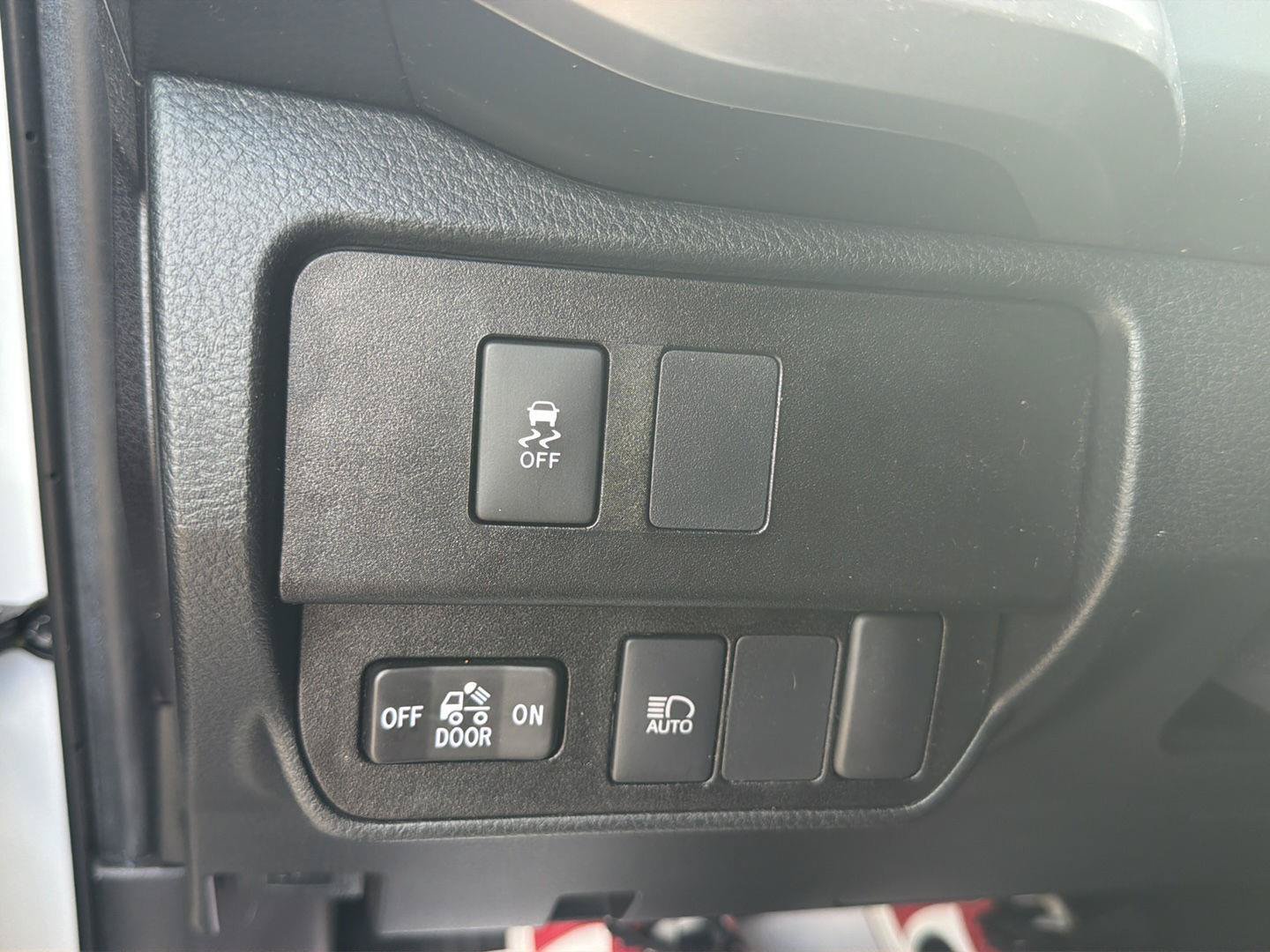 Used 2022 Toyota Tacoma SR5 RWD image 20