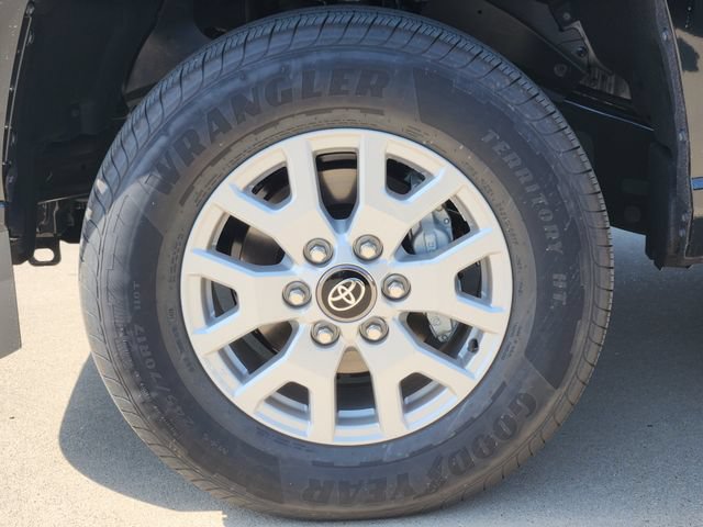 New 2026 Toyota Tacoma SR5 RWD image 8
