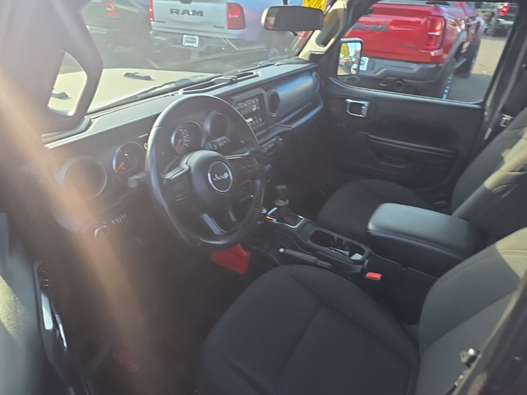 Used 2021 Jeep Wrangler Unlimited Sport AWD/4WD image 15