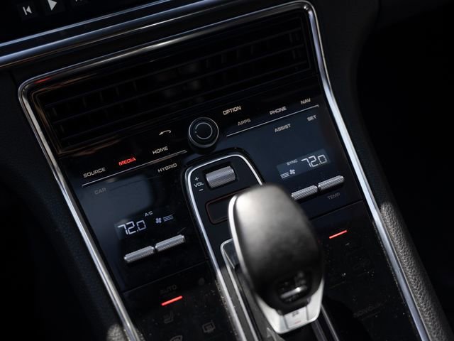 Certified 2020 Porsche Panamera 4 image 26