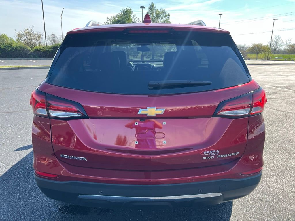 Used 2023 Chevrolet Equinox Premier image 4