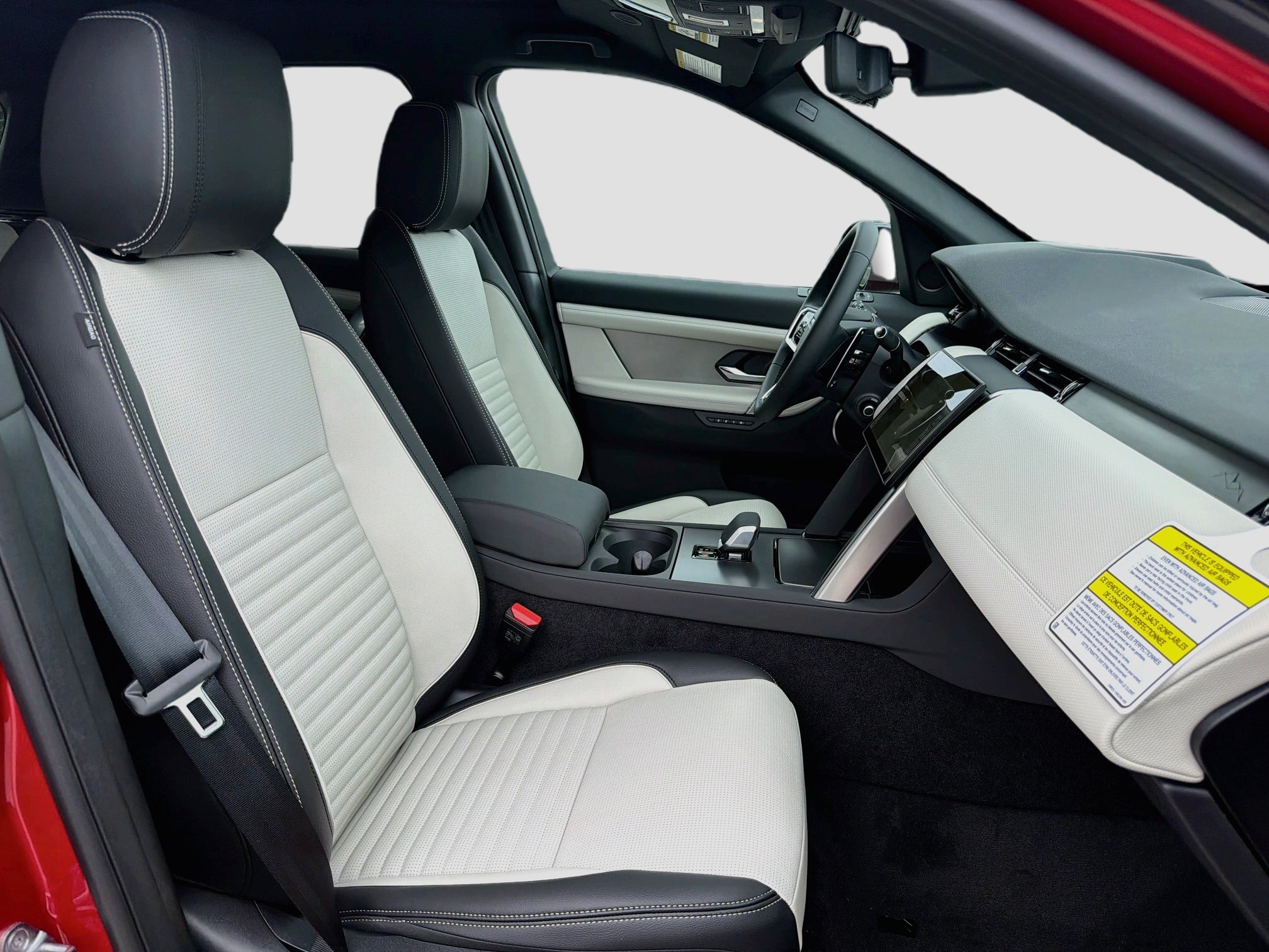 New 2026 Land Rover Discovery Sport Landmark AWD/4WD image 15