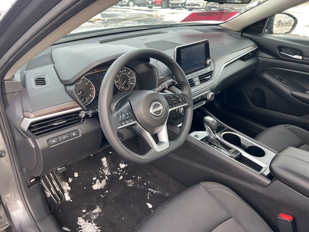 Certified 2024 Nissan Altima 2.5 SV image 6