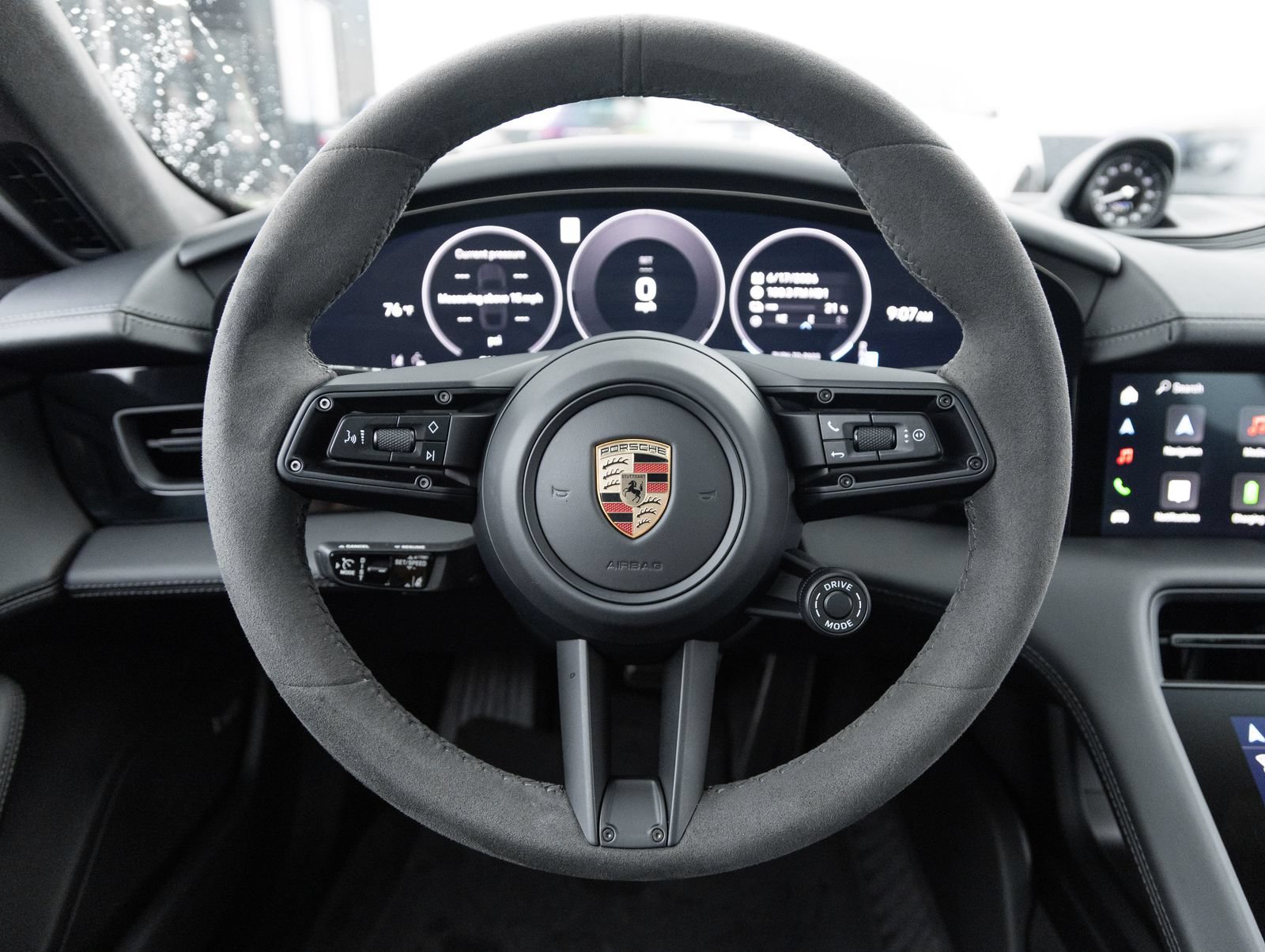 Certified 2025 Porsche Taycan GTS AWD/4WD image 13
