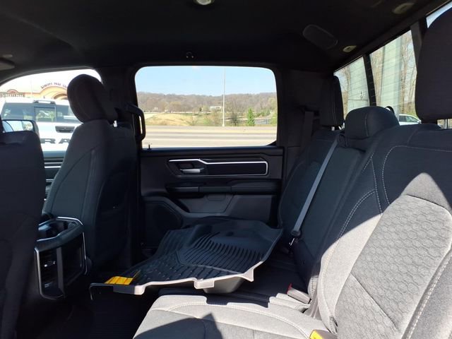 New 2026 RAM 1500 4x4 Crew Cab image 8