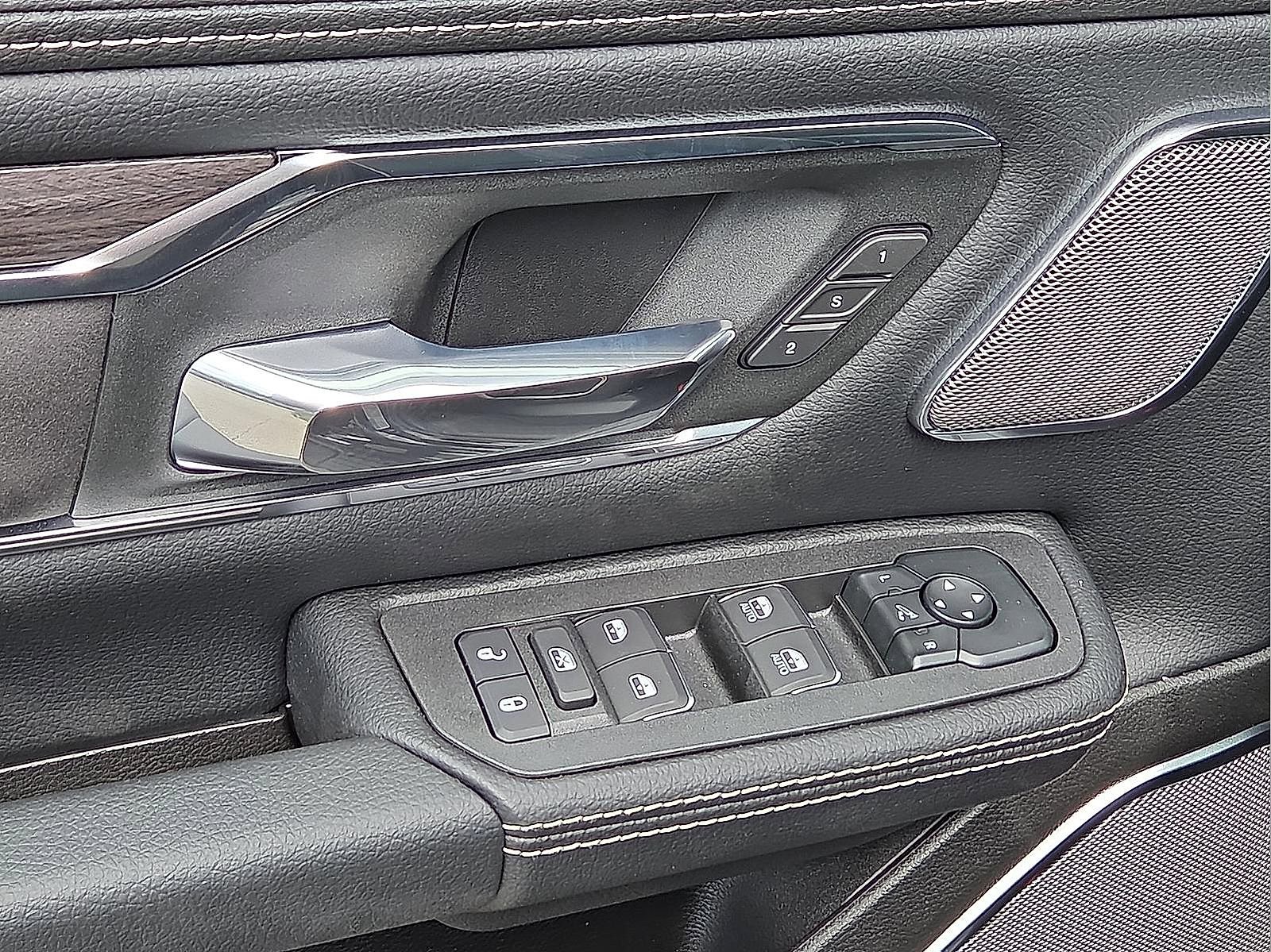 New 2026 RAM 1500 Laramie w/ Night Edition image 13