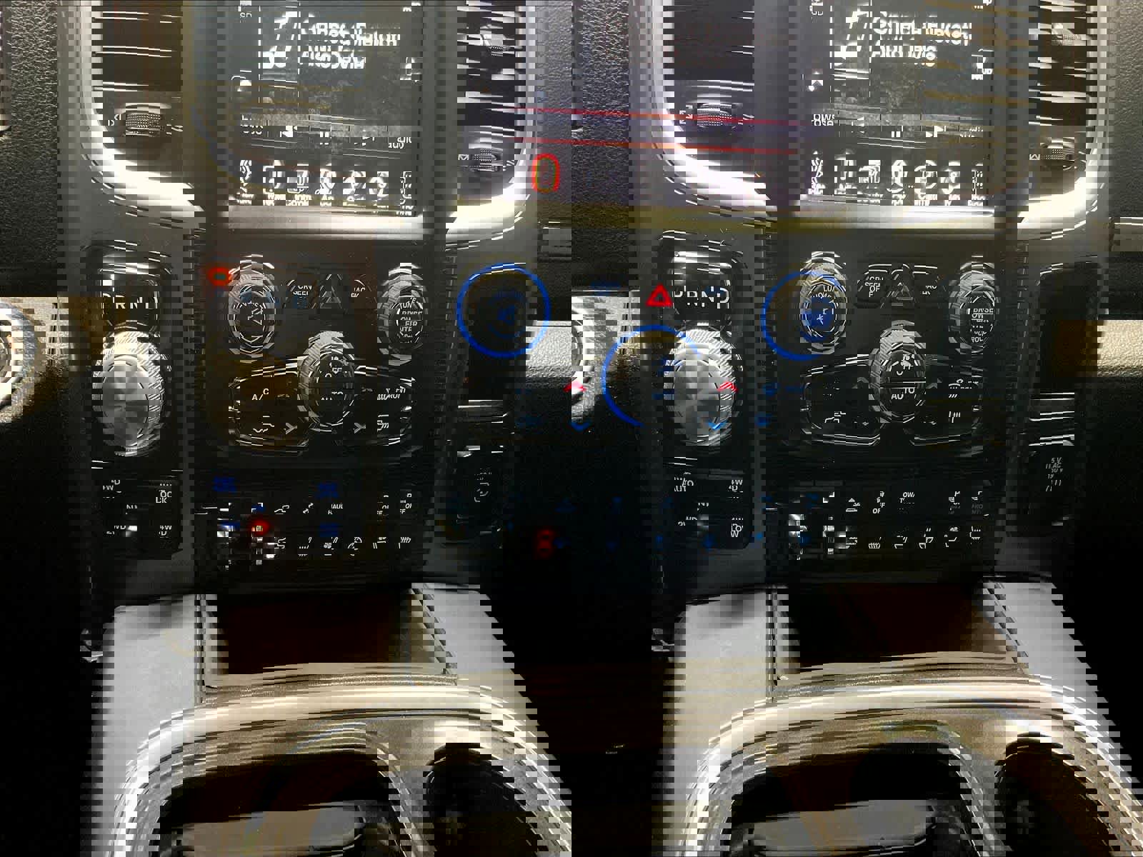 Used 2016 RAM 1500 Limited AWD/4WD image 32