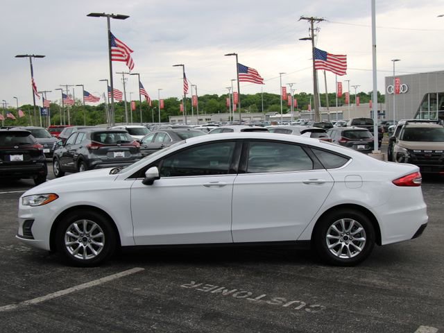 Used 2020 Ford Fusion S FWD image 2