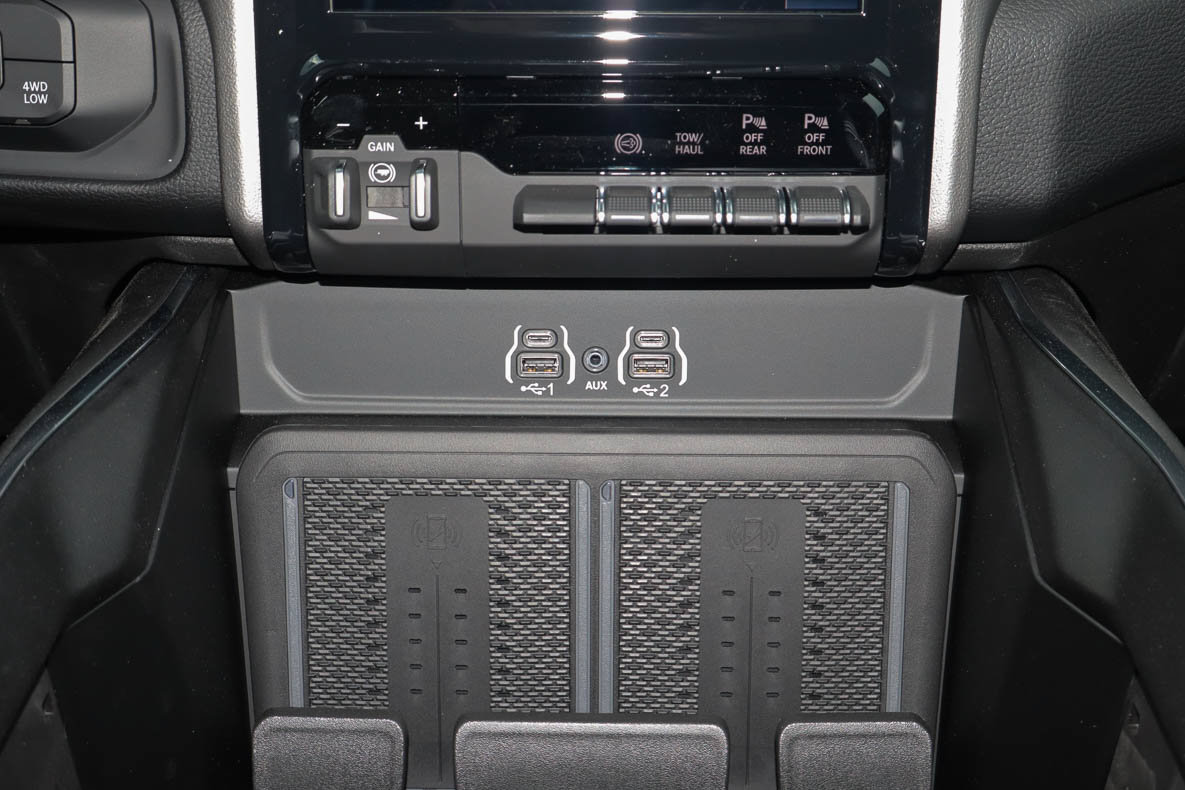 New 2027 RAM 2500 Laramie w/ Towing Technology Group AWD/4WD image 24