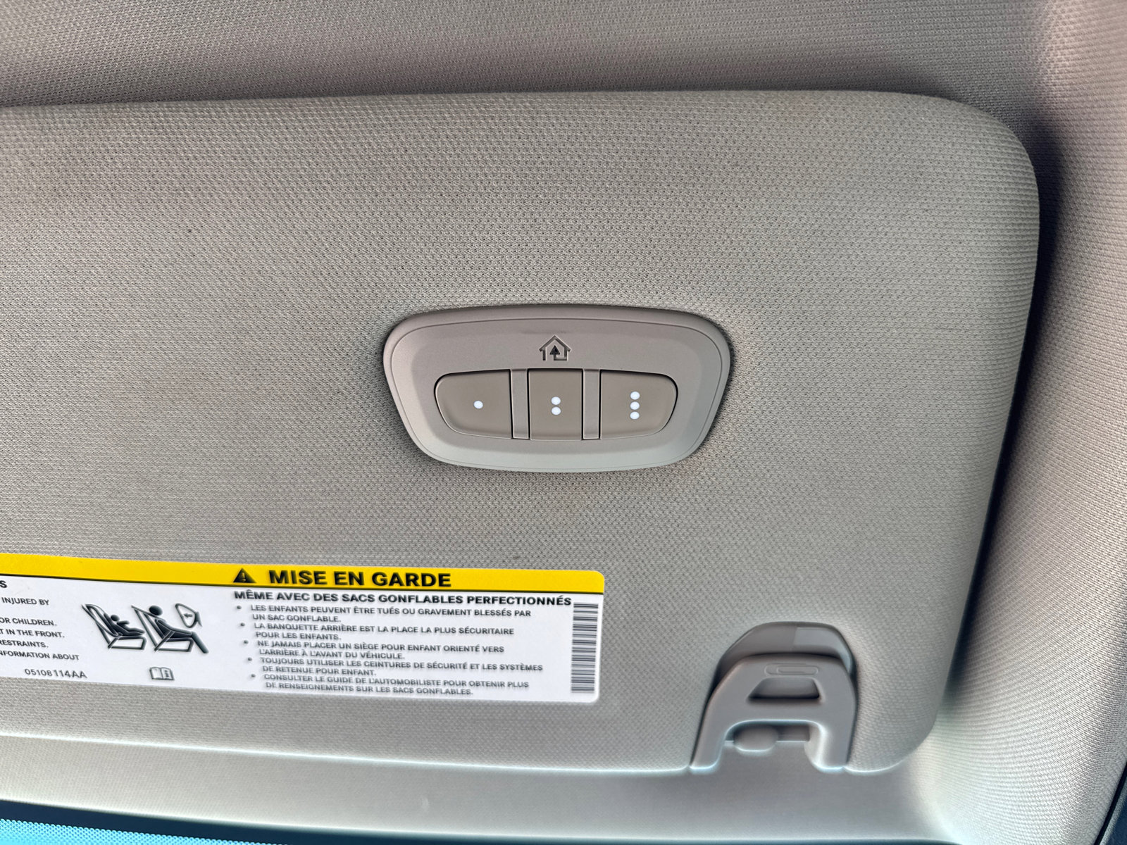 Used 2024 RAM 2500 Laramie AWD/4WD image 12