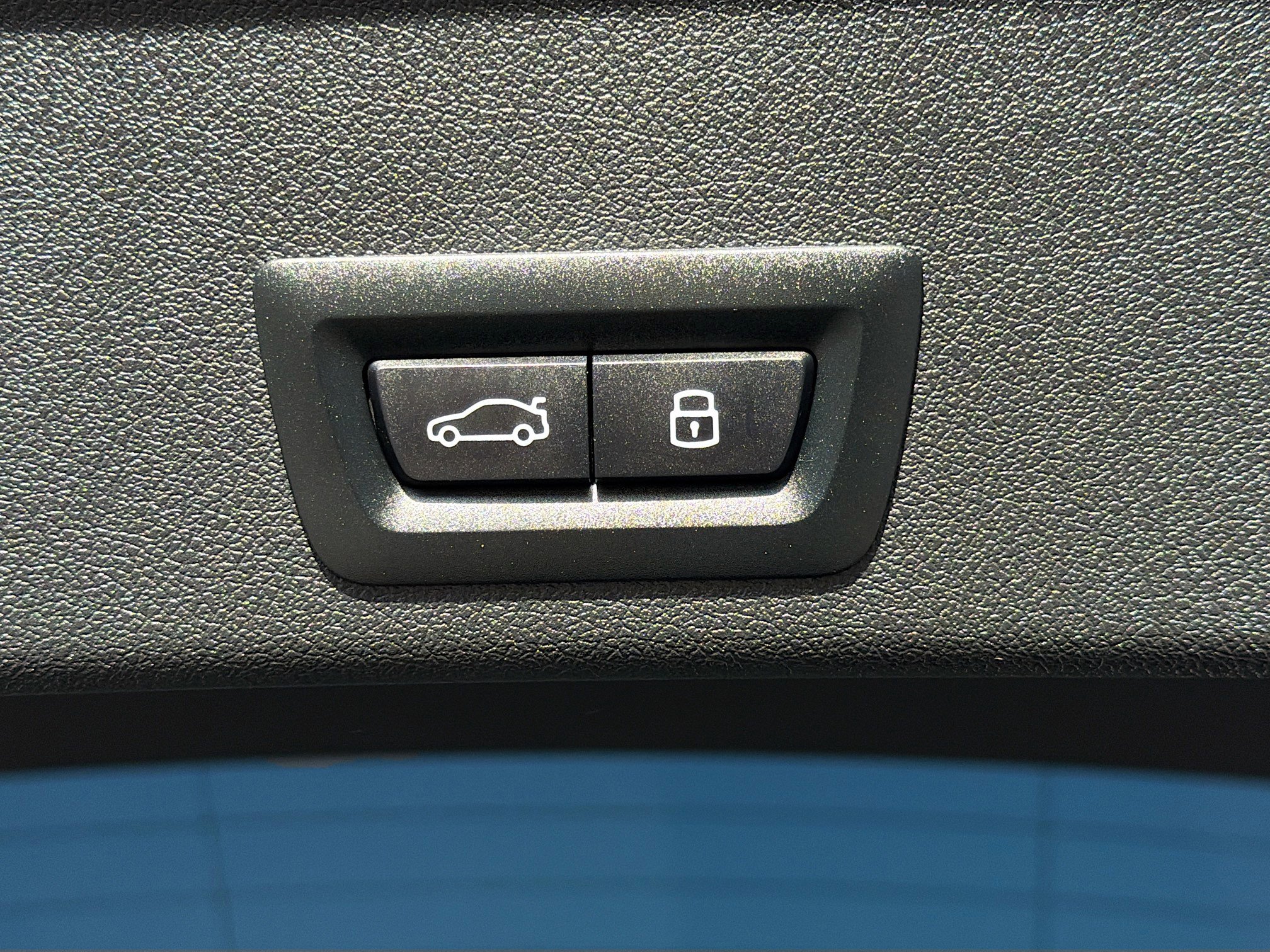 Used 2025 BMW X6 xDrive40i image 13