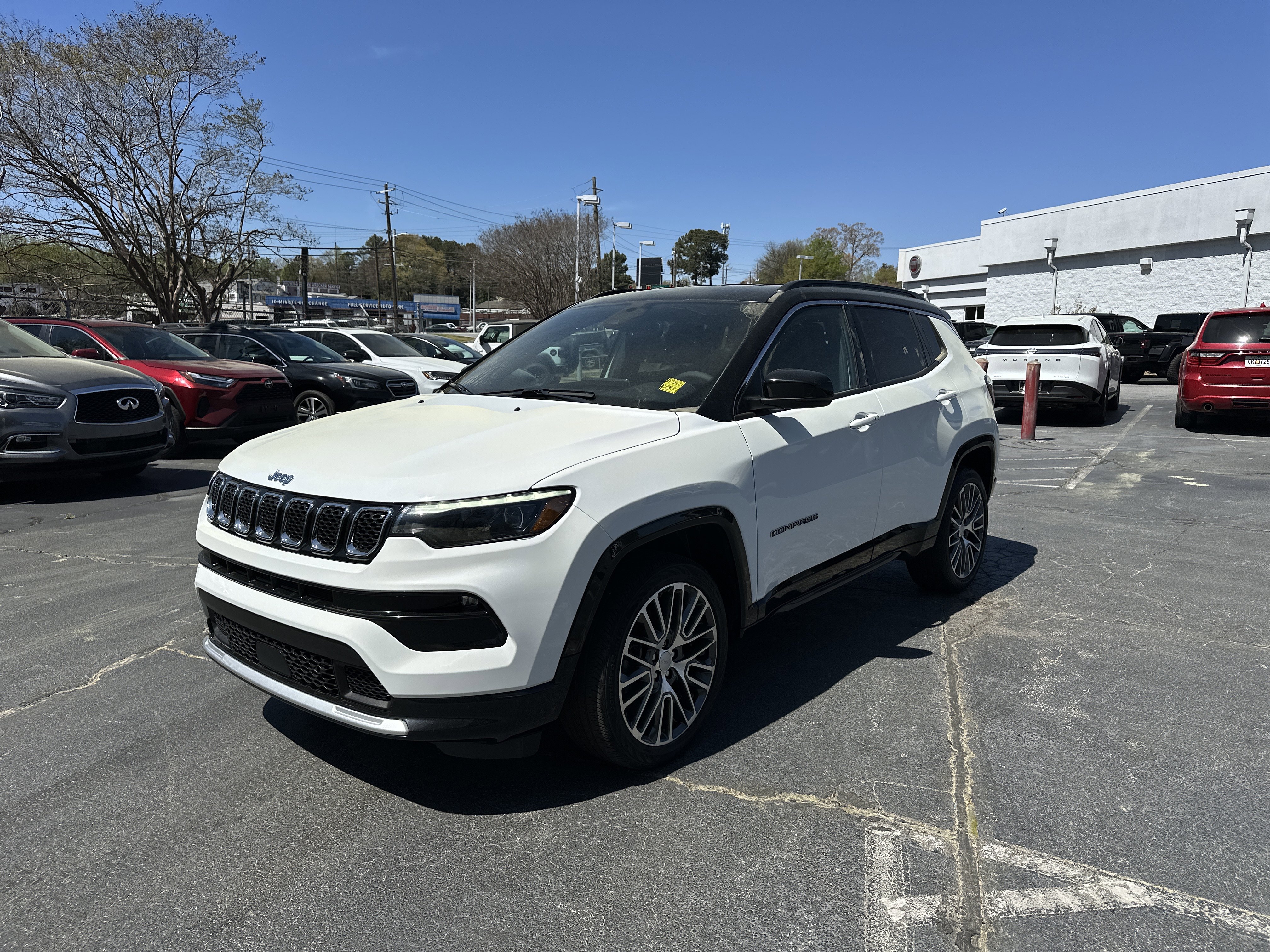 Used 2023 Jeep Compass Limited w/ Elite Group image 5