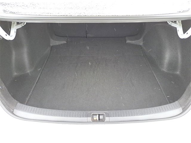 Used 2024 Toyota Corolla LE image 9