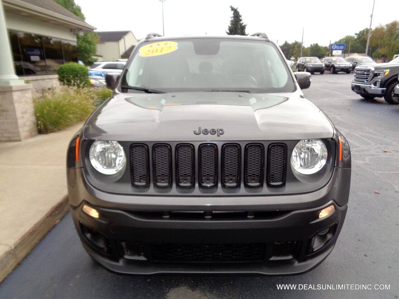 Used 2017 Jeep Renegade Altitude image 21