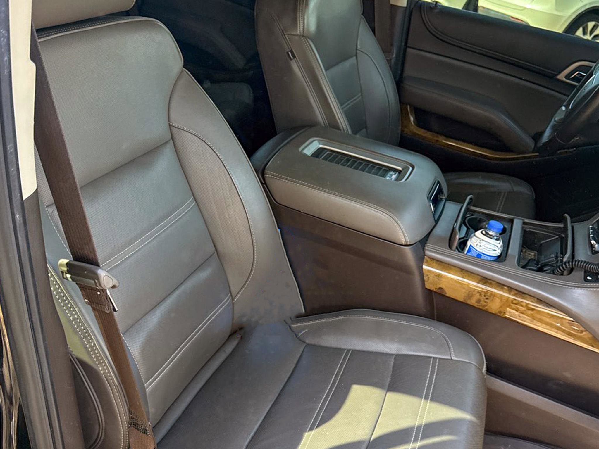 Used 2017 GMC Yukon Denali w/ Open Road Package image 24