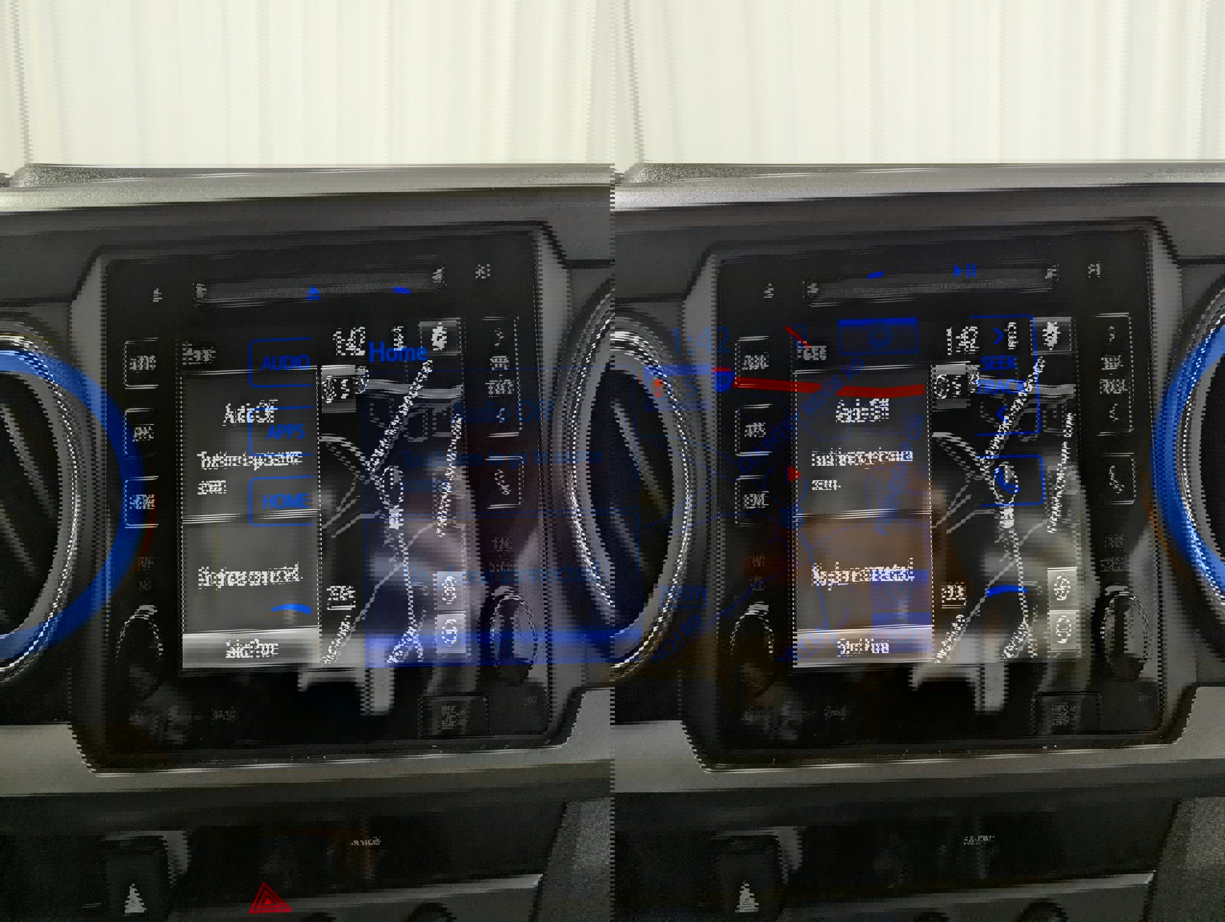 Used 2018 Toyota Tacoma SR image 21