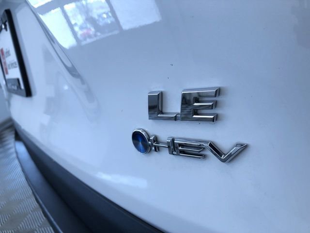 Certified 2025 Toyota RAV4 LE AWD/4WD image 15
