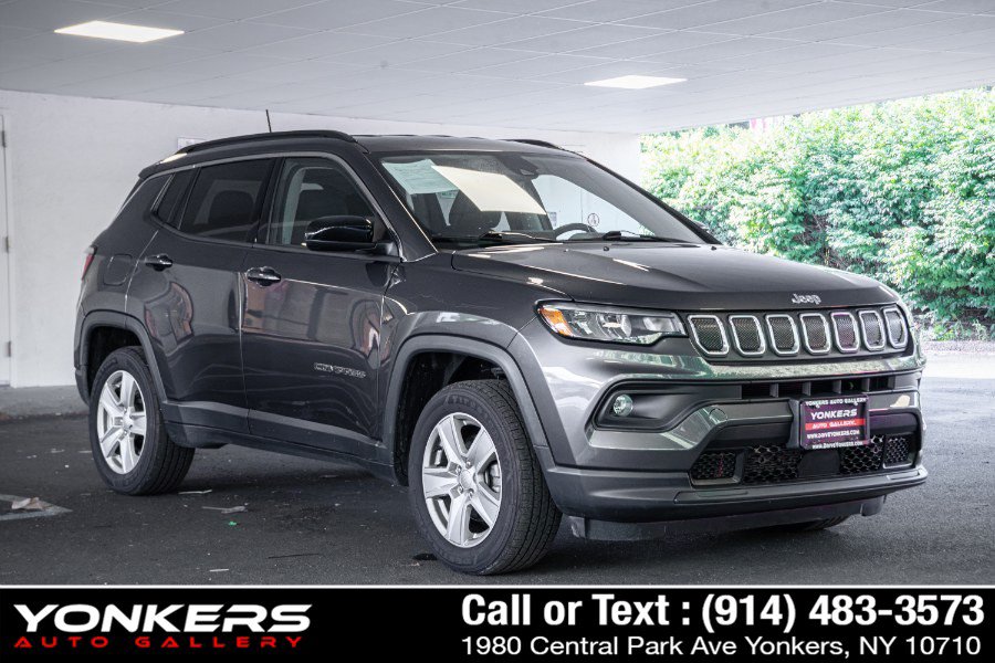 Used 2022 Jeep Compass Latitude AWD/4WD image 5
