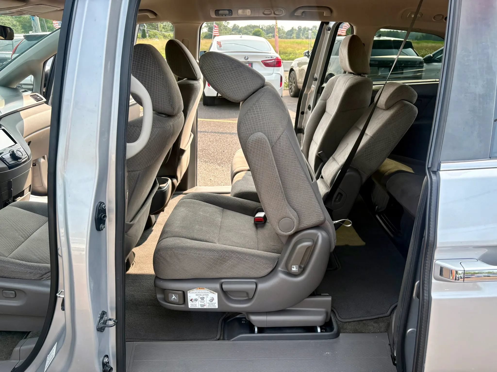 Used 2015 Honda Odyssey EX image 19