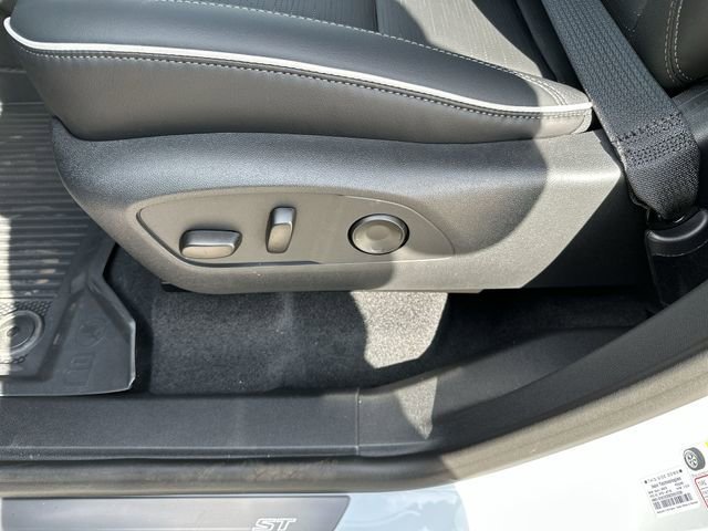New 2026 Buick Enclave Sport Touring w/ Power Package FWD image 16