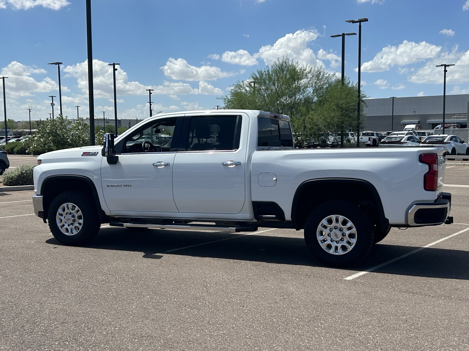 Certified 2023 Chevrolet Silverado 2500 LTZ w/ LTZ Convenience Package AWD/4WD image 3