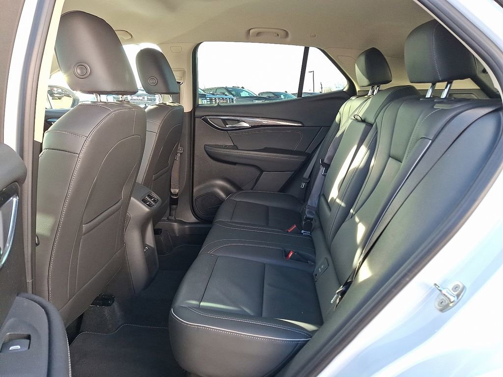 Used 2023 Buick Envision Essence AWD/4WD image 13