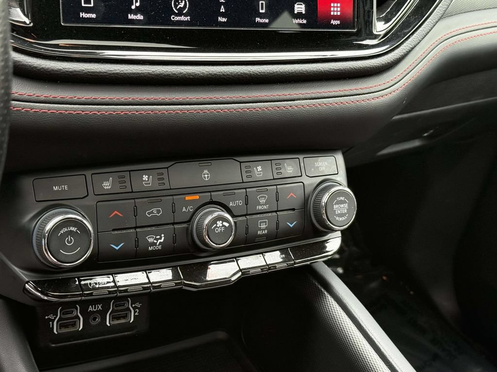 Used 2024 Dodge Durango GT AWD/4WD image 22