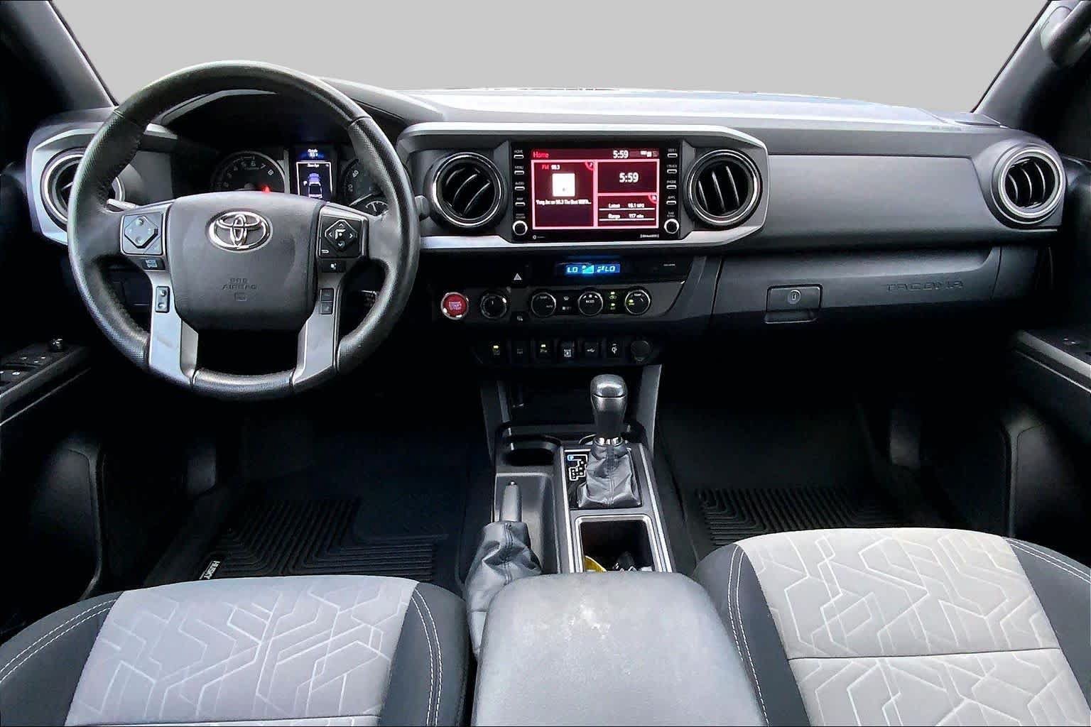 Used 2021 Toyota Tacoma TRD Off-Road w/ Technology Package AWD/4WD image 15