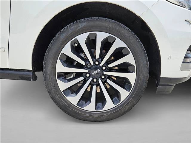 Used 2023 Lincoln Navigator Reserve AWD/4WD image 22