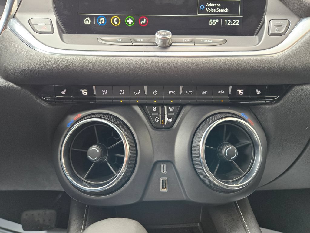 Used 2025 Chevrolet Blazer LT FWD image 26